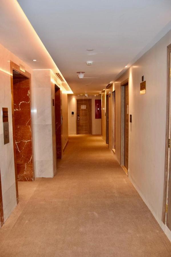 Roya Al Andalus Hotel Medina Exterior photo A corridor in a hotel
