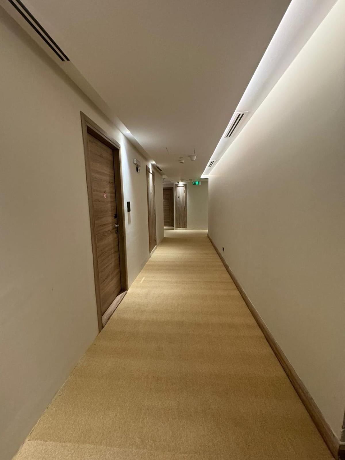 Roya Al Andalus Hotel Medina Exterior photo A corridor in the hotel