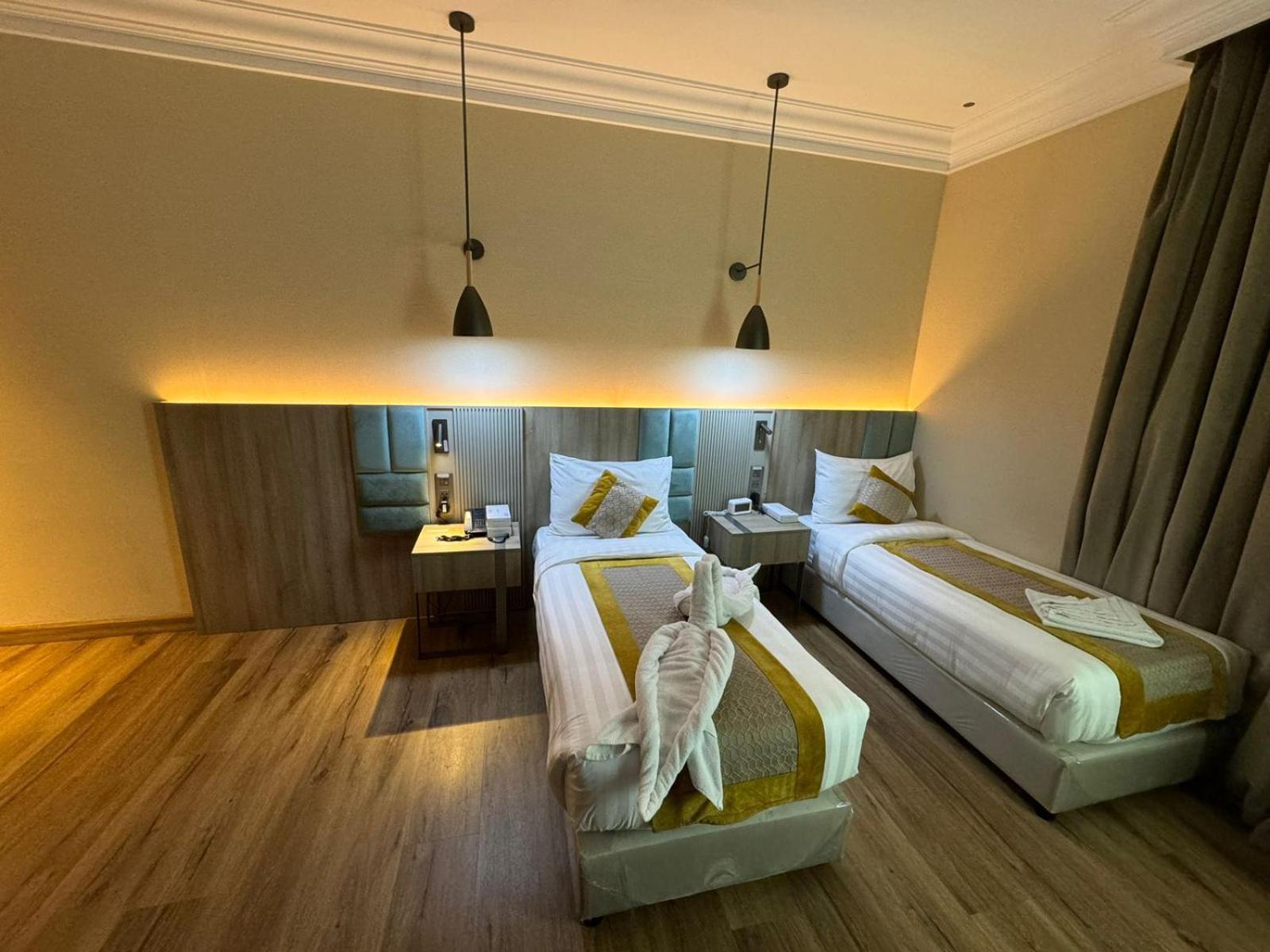 Roya Al Andalus Hotel Medina Exterior photo Deluxe Room